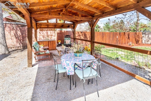 521 W Corona Ave, Pueblo, CO 81004 - view of patio / terrace with a fenced backyard