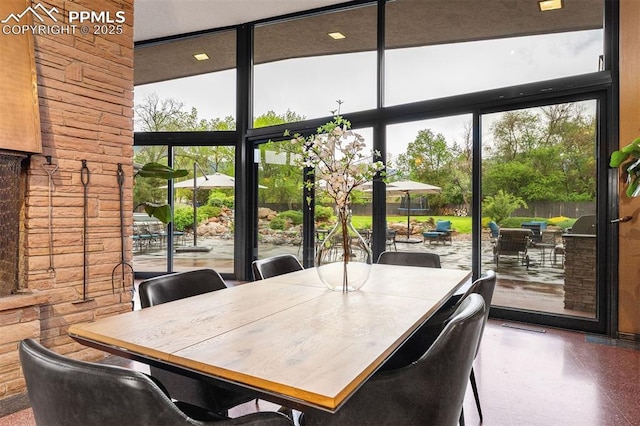 312 Lake Ave, Colorado Springs, CO 80906 - view of dining area