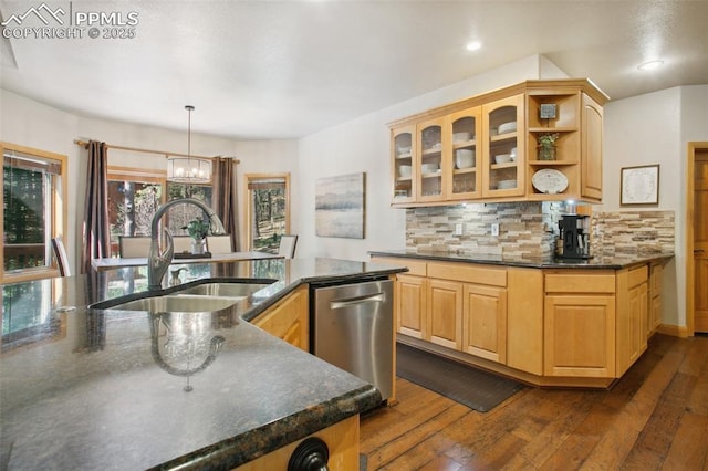 20190 Deer Shadow Way, Monument, CO 80132 - kitchen featuring stainless steel dishwasher, a sink, dark wood finished floors, backsplash, and recessed lighting
