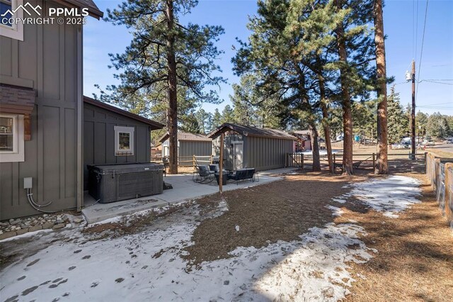404 S Willow St, Woodland Park, CO 80863 - view of yard with a patio