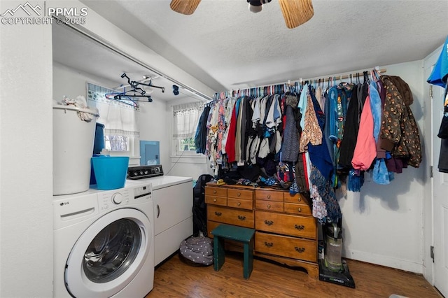 1416 S Wahsatch Ave, Colorado Springs, CO 80905 - laundry area with wood finished floors, ceiling fan, a textured ceiling, and washing machine and dryer