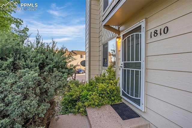 1810 Lanka Ln, Colorado Springs, CO 80915 - view of exterior entry