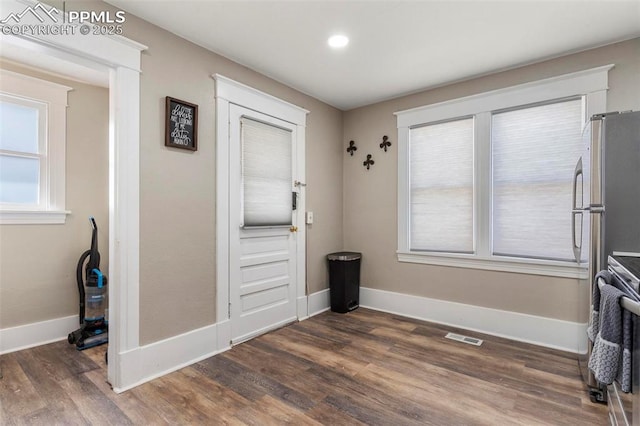 1807 W Colorado Ave, Colorado Springs, CO 80904 - entryway featuring dark wood-style floors, baseboards, and recessed lighting