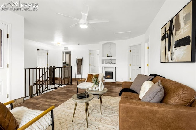 321 Graceland Grv, Colorado Springs, CO 80904 - living area with wood finished floors and ceiling fan