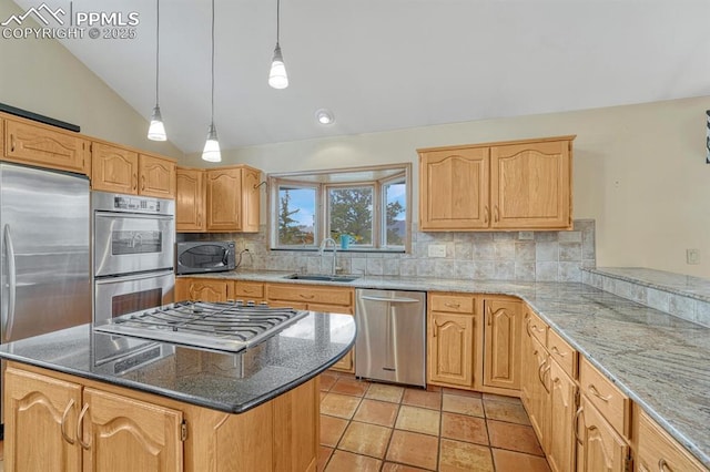 17580 Chipped Arrow Way, Monument, CO 80132 - kitchen featuring appliances with stainless steel finishes, a sink, lofted ceiling, backsplash, and light stone countertops