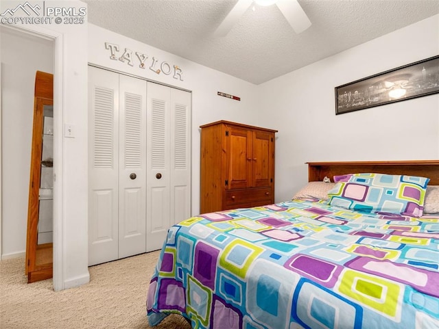 63 Radcliff Ln, Pueblo, CO 81005 - bedroom with a closet, light colored carpet, a textured ceiling, and a ceiling fan