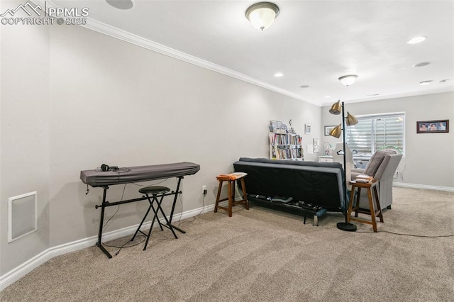 1502 York Rd Unit 103, Colorado Springs, CO 80918 - interior space featuring carpet flooring, ornamental molding, baseboards, and recessed lighting