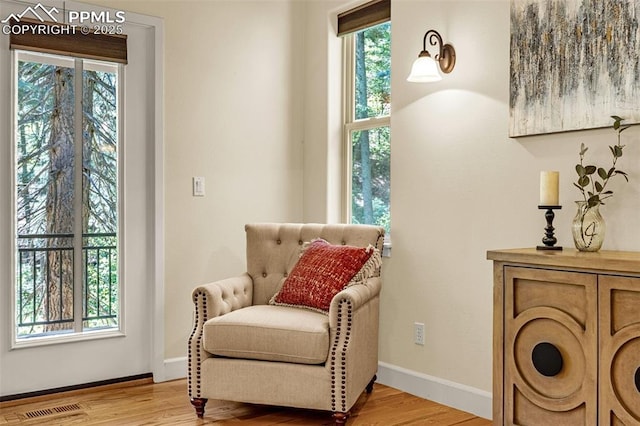 4775 Neeper Valley Rd, Manitou Springs, CO 80829 - sitting room with wood finished floors and baseboards