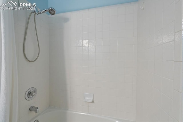 1020 Samuel Pt, Colorado Springs, CO 80906 - full bath featuring shower / bathtub combination with curtain