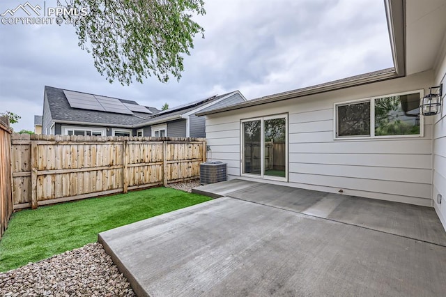 610 E San Gabriel Pl, Colorado Springs, CO 80906 - view of yard featuring a patio and cooling unit