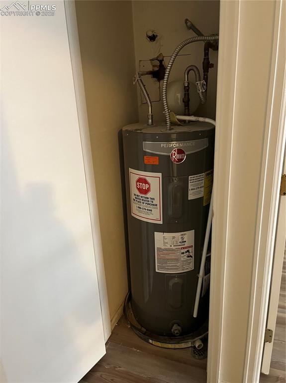 912 Acapulco Ct, Colorado Springs, CO 80910 - utilities with water heater