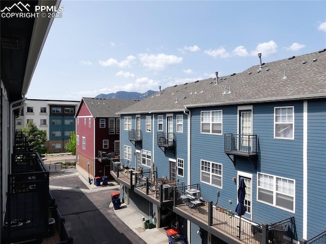 828 S Wahsatch Ave, Colorado Springs, CO 80903 - view of building exterior with a mountain view