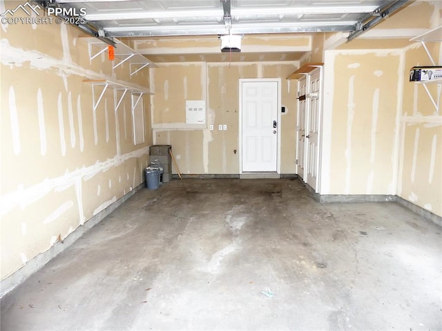 828 S Wahsatch Ave, Colorado Springs, CO 80903 - garage featuring a garage door opener