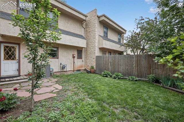 686 Echo Ln, Colorado Springs, CO 80904 - view of yard