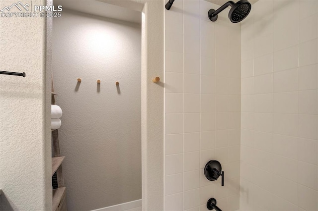 6471 Rolling Creek Dr, Colorado Springs, CO 80924 - bathroom view of shower / bathtub combination