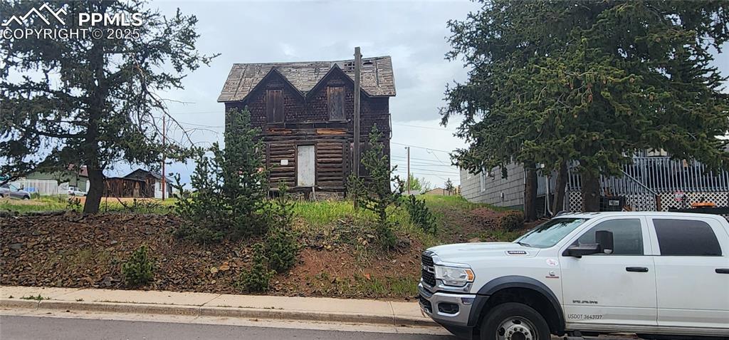 215 W Bennett Ave, Cripple Creek, CO 80813