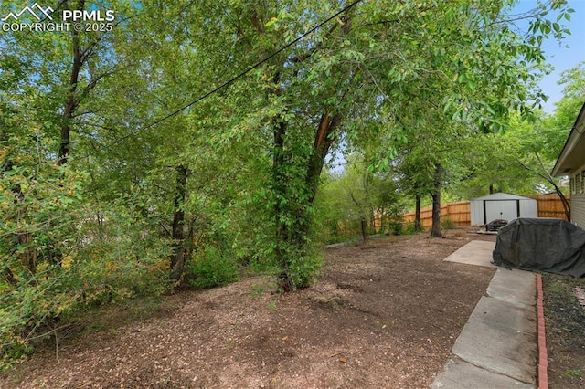 1513 Rosemont Dr, Colorado Springs, CO 80911 - view of yard