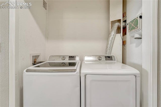 1917 S Institute Ave, Colorado Springs, CO 80905 - washroom with washer and dryer