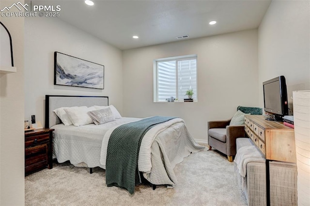 10806 Rolling Peaks Dr, Peyton, CO 80831 - bedroom featuring light carpet and recessed lighting
