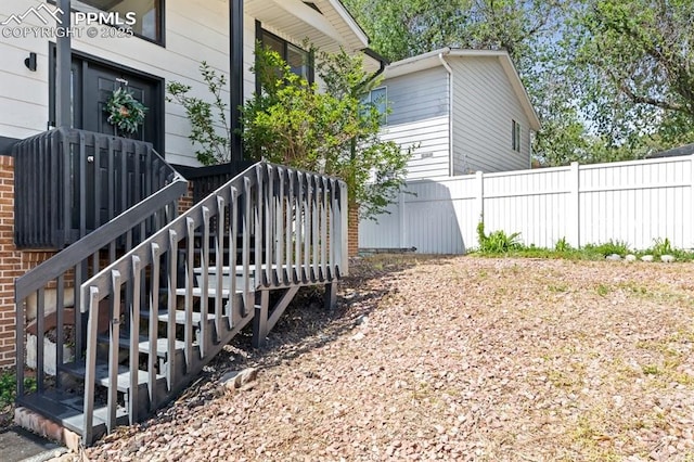 527 W Columbia St, Colorado Springs, CO 80907 - view of yard