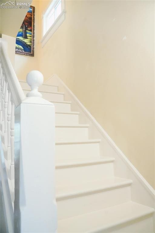 817 Swope Ave, Colorado Springs, CO 80909 - view of stairway