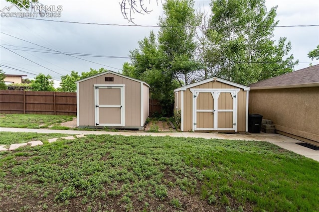 1017 N Sheridan Ave, Colorado Springs, CO 80909 - view of yard