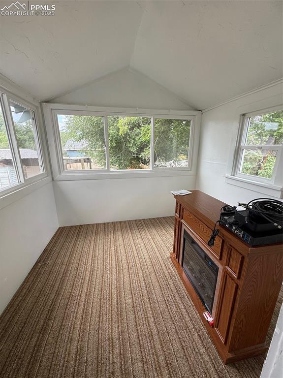 506 S Hancock Ave, Colorado Springs, CO 80903 - sunroom / solarium featuring vaulted ceiling