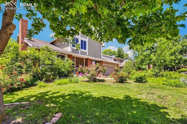 965 Red Mesa Dr, Colorado Springs, CO 80906 - view of green lawn