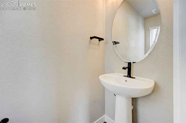 6967 Akela Ln, Colorado Springs, CO 80925 - view of bathroom