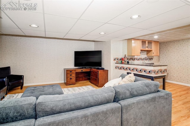16084 Stonebriar Dr, Parker, CO 80134 - living room featuring light wood-style floors, wallpapered walls, baseboards, and recessed lighting
