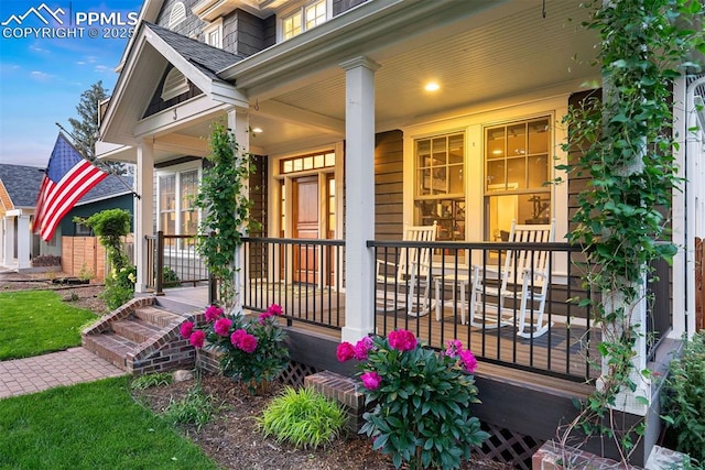 3 Mesa Ln, Colorado Springs, CO 80906 - doorway to property featuring a porch