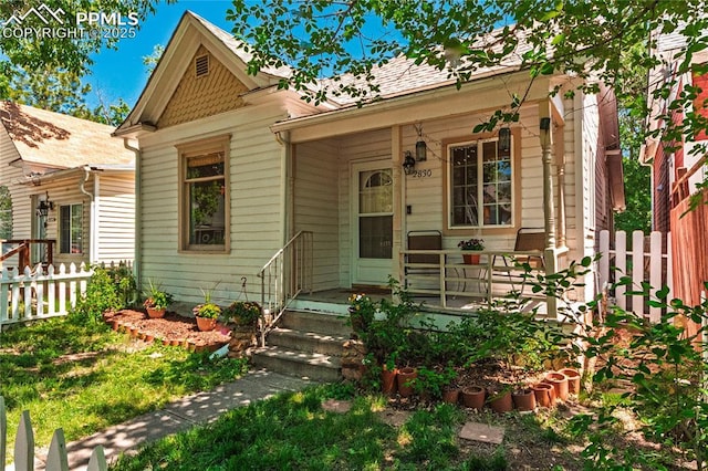 2830 W Kiowa St, Colorado Springs, CO 80904 - view of front of home featuring a porch