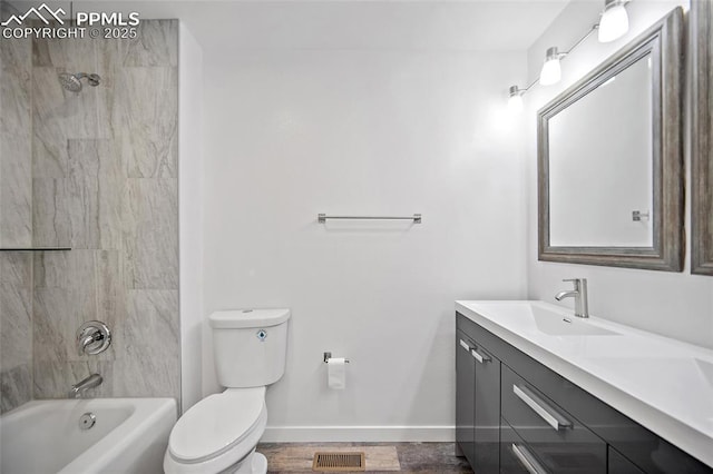 3014 N Moonbeam Cir, Colorado Springs, CO 80916 - full bath with vanity and shower / bath combination