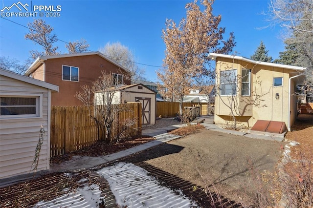 629 E Monument St, Colorado Springs, CO 80903 - view of yard