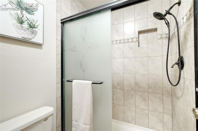 19235 Wakonda Way, Monument, CO 80132 - bathroom with tiled shower
