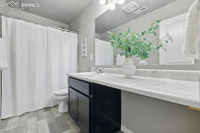 7791 Berwyn Loop, Peyton, CO 80831 - bathroom featuring vanity and curtained shower
