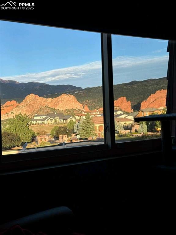 2913 Mesa Rd Unit A, Colorado Springs, CO 80904 - mountain view