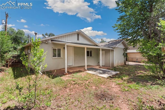 121 Via, San Miguel, Manitou Springs, CO 80829 - rear view of property with a patio