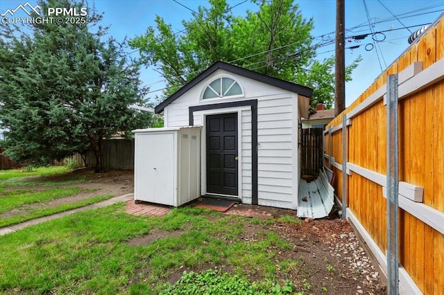 1314 Pioneer Rd, Colorado Springs, CO 80907 - view of shed featuring a fenced backyard