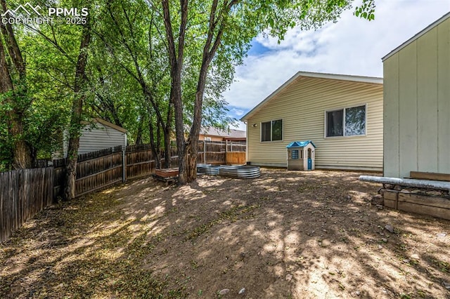 1013 Maxwell St, Colorado Springs, CO 80906 - view of fenced backyard