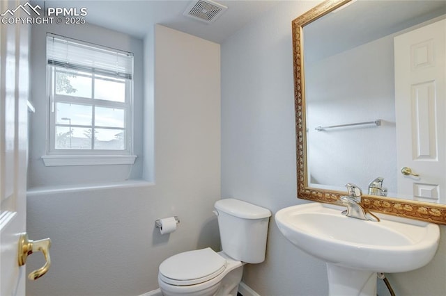3355 Willowrun Dr, Castle Rock, CO 80109 - half bath featuring toilet and a sink