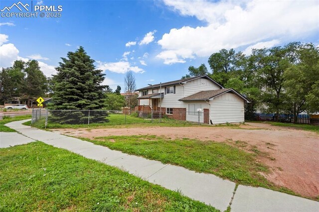 915 Skyway Blvd, Colorado Springs, CO 80905