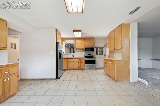 915 Skyway Blvd, Colorado Springs, CO 80905