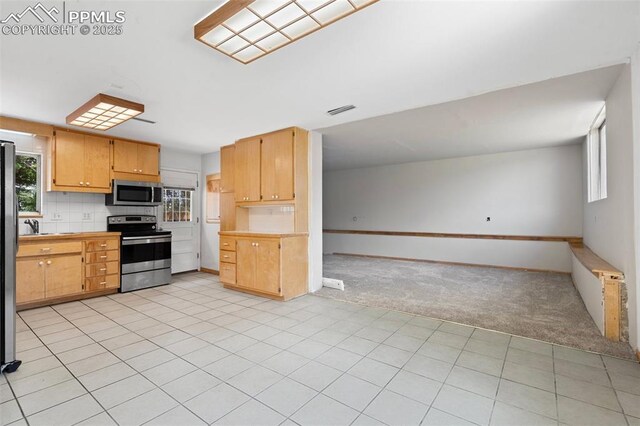 915 Skyway Blvd, Colorado Springs, CO 80905