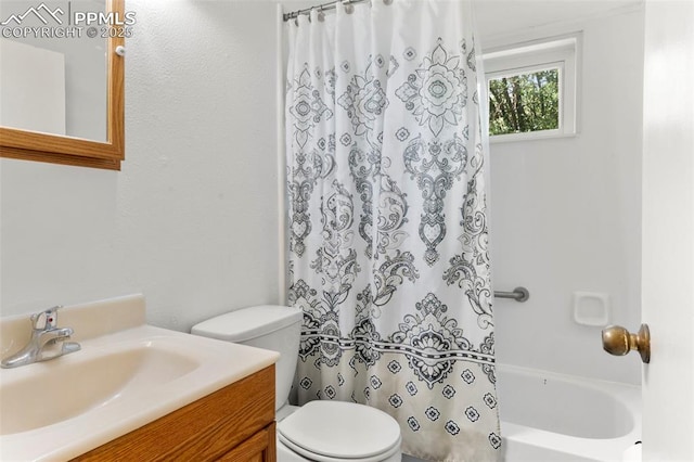 8991 Hickory Pl, Thornton, CO 80229 - bathroom featuring vanity and shower / bathtub combination with curtain