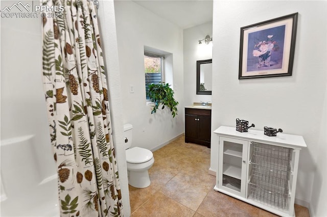 1522 Monarch Dr, Cripple Creek, CO 80813 - bathroom featuring vanity, curtained shower, and tile patterned floors