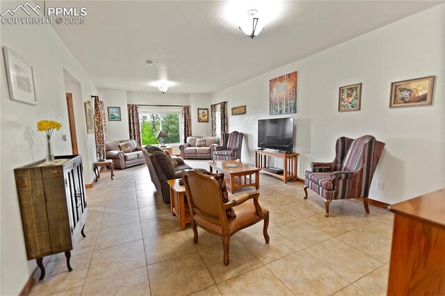 1522 Monarch Dr, Cripple Creek, CO 80813 - living area featuring light tile patterned floors