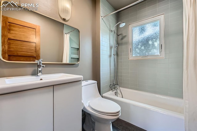 420 E Fontanero St, Colorado Springs, CO 80907 - full bath featuring shower / tub combo and vanity