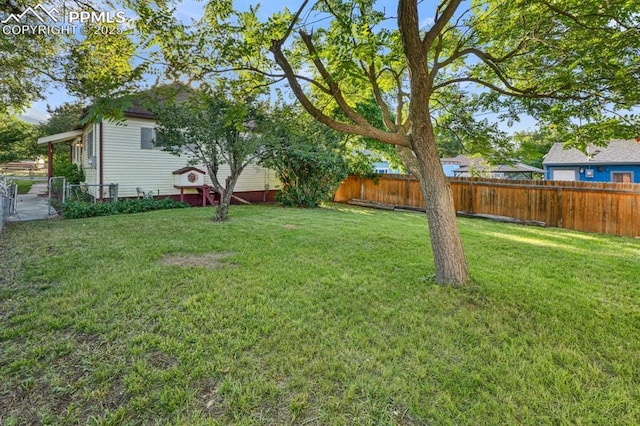 1339 Arch St, Colorado Springs, CO 80904 - view of fenced backyard