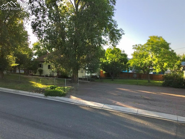 1339 Arch St, Colorado Springs, CO 80904 - view of front of home